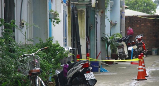 Người đàn ông gục chết bất thường nhà vệ sinh