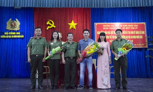 Nhiều hoạt động tri ân thầy cô các trường CAND 