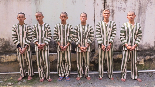 Bắt nhóm thanh niên ban ngày chơi ma túy, đêm tụ tập cướp tài sản