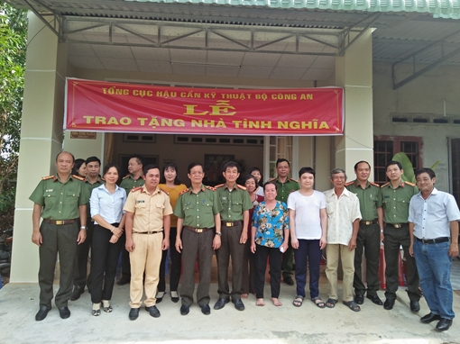 Tổng cục Hậu Cần - Kỹ Thuật tặng nhà tình nghĩa tại Tây Ninh