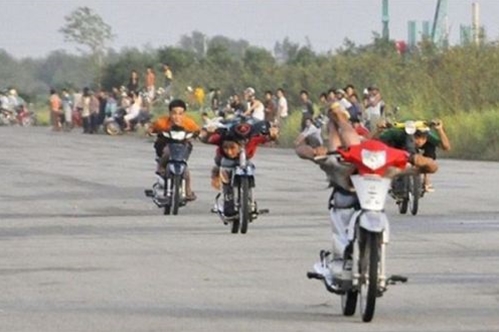 Trích xuất hình ảnh camera xử lý nhóm “quái xế” tại Bình Dương