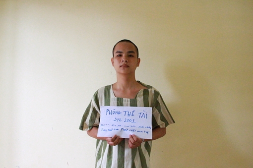 Cất giấu ma túy trong hũ muối vẫn không thoát