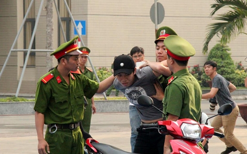 Thông tin chính vụ chống người thi hành công vụ nghiêm trọng ở Bình Dương