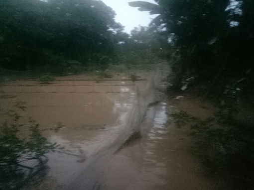 Người dân khổ vì đường mới 