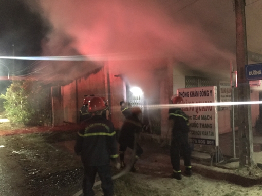 Phòng khám bệnh đông y “phát hỏa”lúc rạng sáng