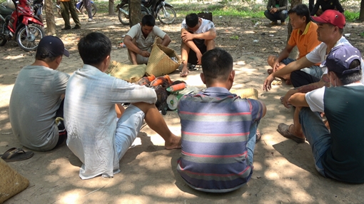 Phá hai sòng bạc vườn cao su và nhà riêng