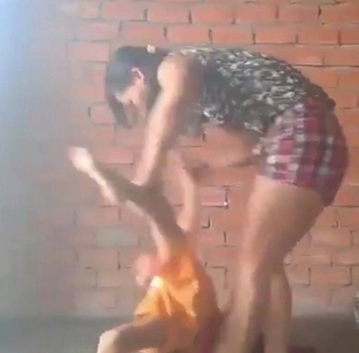 Thông tin chính vụ cháu bé bị người tình của cha bạo hành dã man