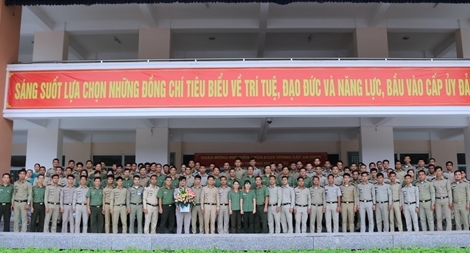 Gặp mặt và giao lưu với sinh viên người Campuchia