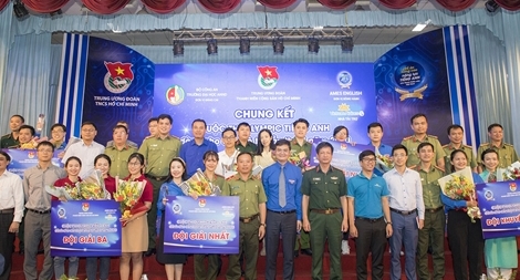 Nữ sinh viên Công an giành giải Nhất Olympic tiếng Anh toàn quốc