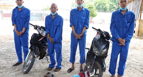 Nhóm đối tượng gây ra hơn 20 vụ vận chuyển xe gian