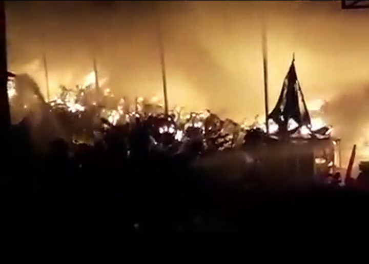 Cháy kho xe tạm giữ, hàng trăm xe mô tô bị thiêu rụi