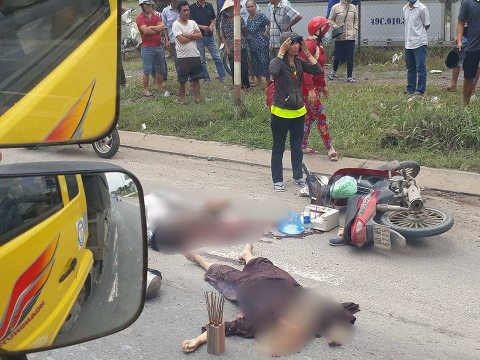 Trên đường đi chùa, 2 người bị xe tải cán tử vong