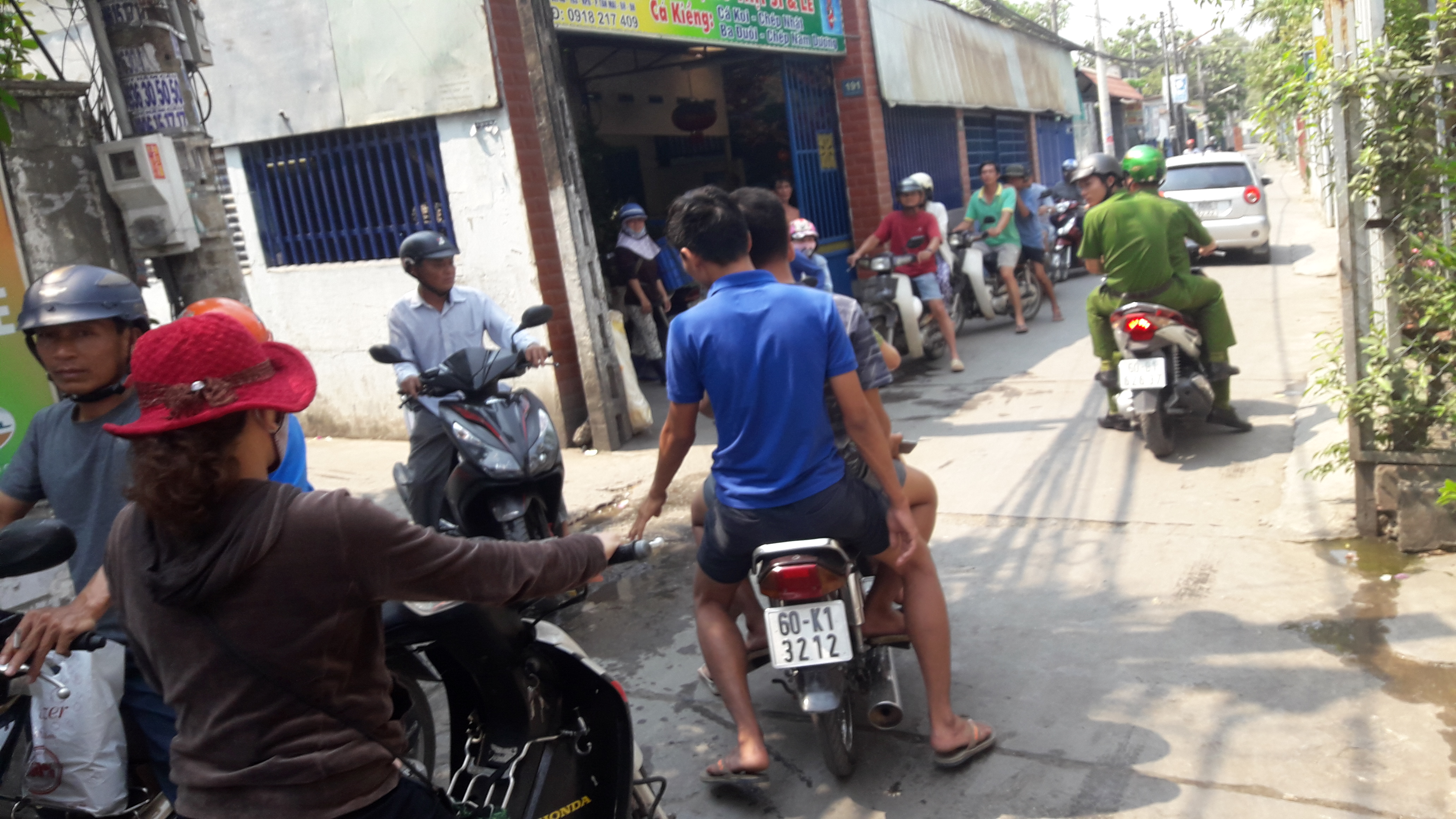 Mâu thuẫn sau khi uống trà sữa, một thiếu niên bị đâm tử vong