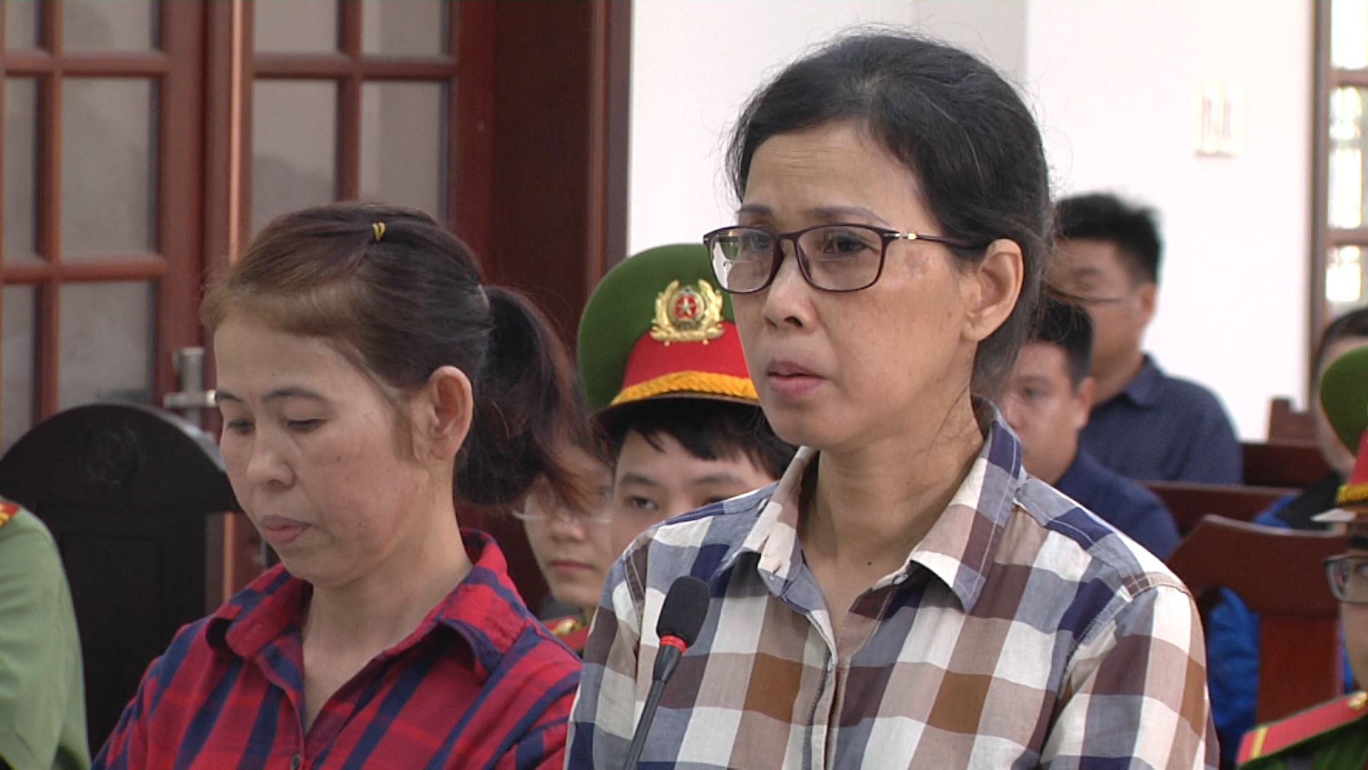 Phạt tù 2 đối tượng tuyên truyền thông tin xuyên tạc chống phá Nhà nước