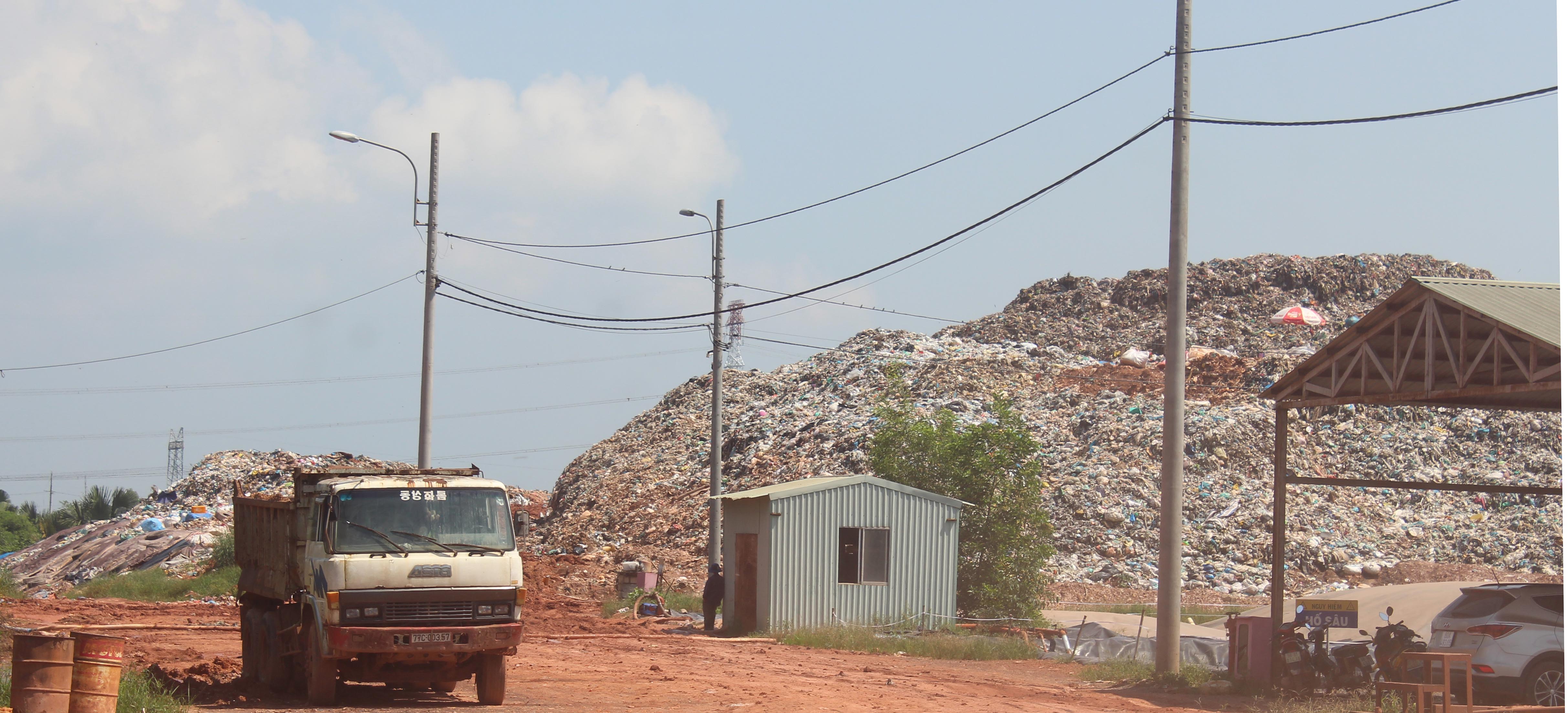 Bức xúc vì ô nhiễm môi trường từ khu xử lý chất thải tập trung