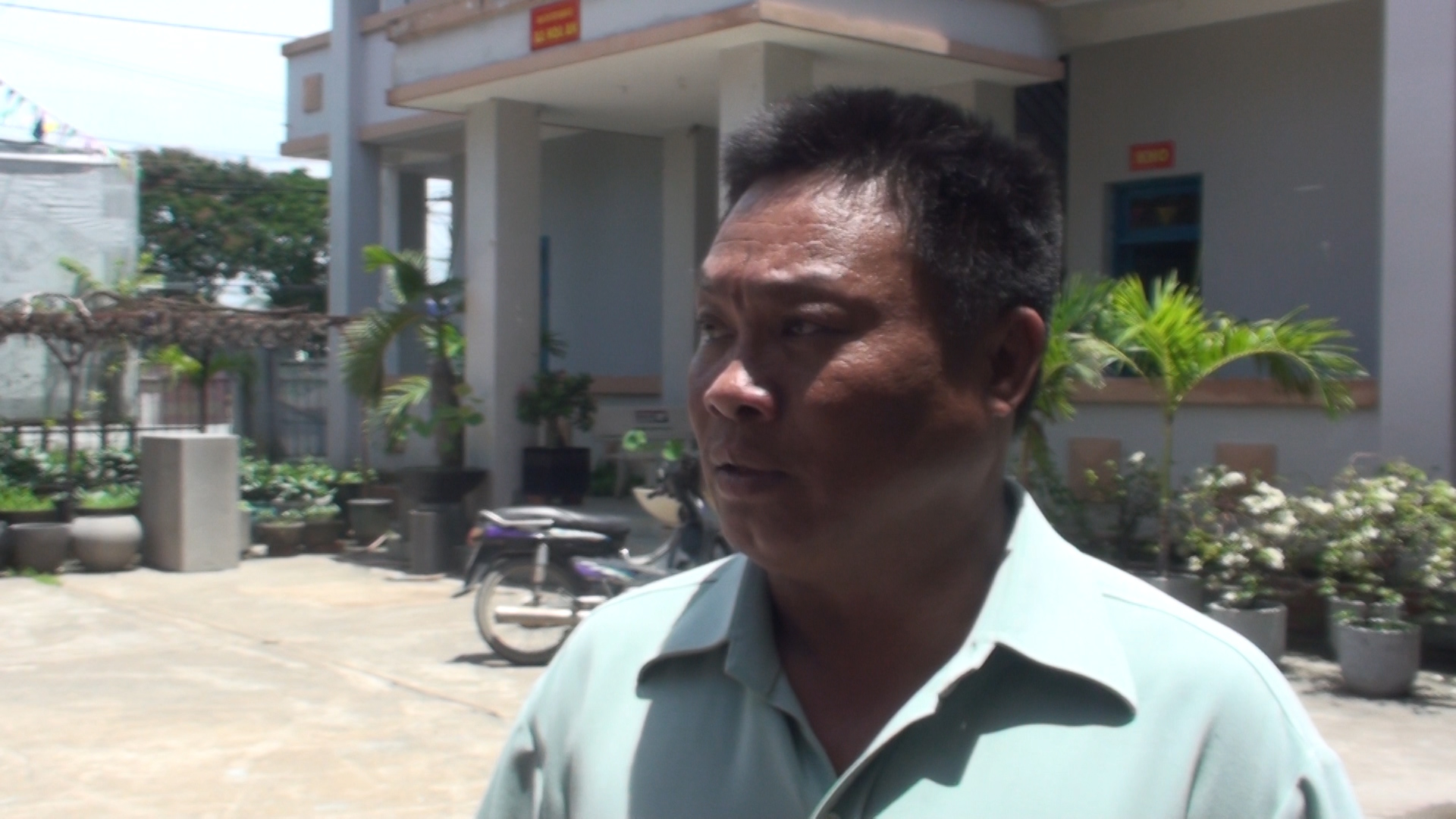 Chủ tịch phường bị đình chỉ công tác do để xảy ra xây dựng trái phép