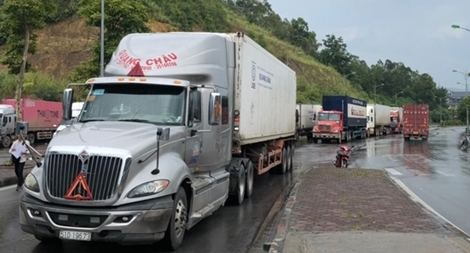 Hải quan hỏa tốc đề nghị Bộ Công Thương trả lời về C/O mẫu E mới