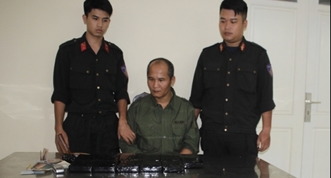 Bắt quả tang vụ vận chuyển 11 bánh heroin