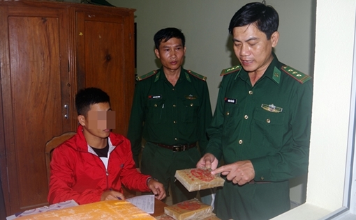 Hé lộ nguồn gốc 25 bánh heroin dạt vào bờ biển Quảng Nam