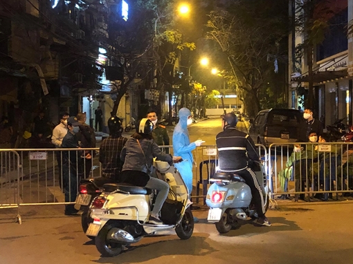 Hà Nội cách ly toàn bộ các hộ dân từ số nhà 125-139 phố Trúc Bạch