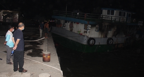 Vụ nổ tàu chở dầu: Tìm thấy thi thể nạn nhân thứ 3 trong cabin