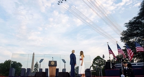 Nước Mỹ "đối nghịch" trong ngày Quốc khánh