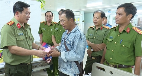 Đã bắt được nghi can phóng hỏa đốt nhà người tình