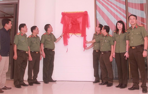 Gắn biển công trình Nhà thi đấu CAND