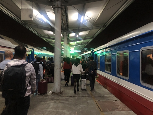 Từ 5/11: Đường sắt chạy lại tàu khách Thống nhất SE5/SE6