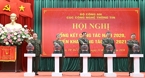 Chủ động nhân lực đón nhận công nghệ mới