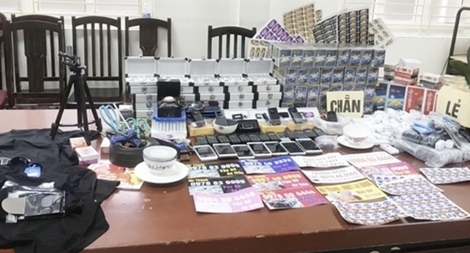 Khóa tay nhóm "phù thủy" tiếp sức các đường dây cờ bạc