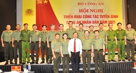     Đổi mới, nâng cao chất lượng tuyển sinh CAND