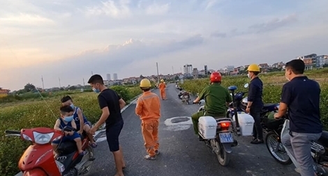 Ẩn họa khi thả diều gần lưới điện