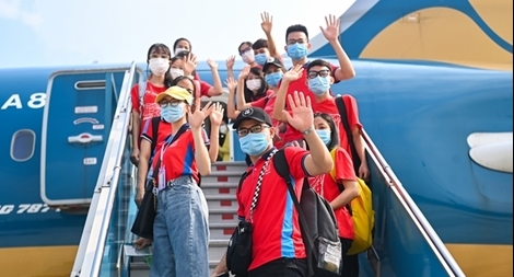 Nô nức lên đường hỗ trợ miền Nam chống dịch