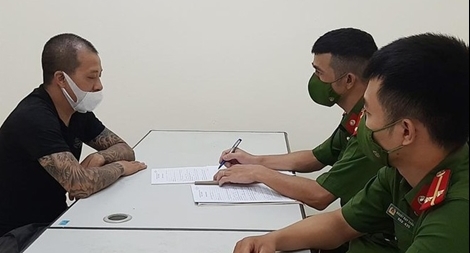 Xử lý 2 vợ chồng chống đối tổ công tác phòng, chống dịch