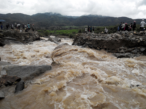 Mưa lớn ở Bắc Bộ còn kéo dài tới ngày 18-8