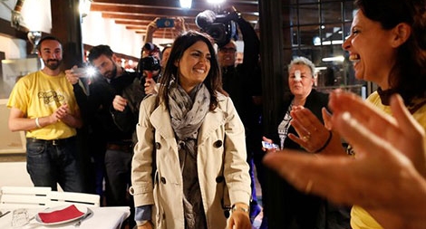 Hai người phụ nữ “năm sao” gây chấn động Italia