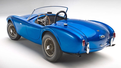 Chiếc xe cổ đắt nhất lịch sử bán đấu giá