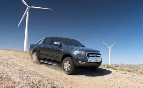 Các hãng xe hơi "hăm hở" tăng giá dòng xe bán tải