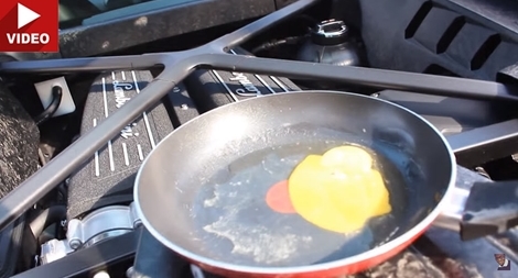 Cách ốp trứng bằng… động cơ siêu xe Lamborghini Huracan