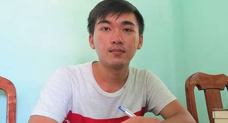 Ước mơ trở thành bác sĩ của cậu học trò mồ côi 