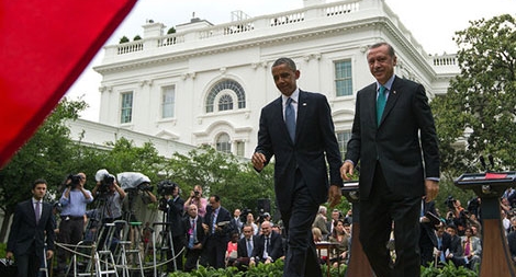 NATO “mất ngủ” vì Thổ tuyên bố tình trạng khẩn cấp