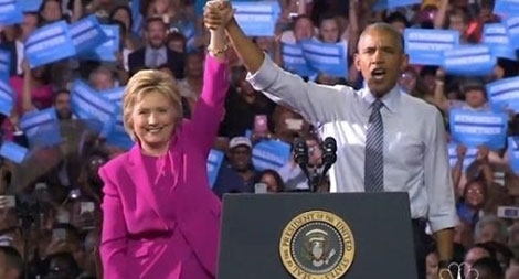 Hillary Clinton, người bảo vệ di sản Obama
