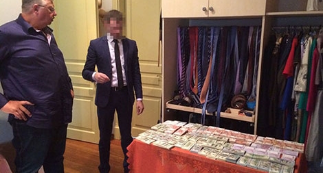 Phát hiện tài sản "khủng" tại nhà quan chức Hải quan