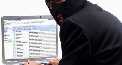 Chiếm đoạt hộp thư điện tử của doanh nghiệp để tống tiền