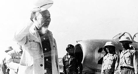 Bác Hồ trong ký ức của Anh hùng phi công Nguyễn Văn Bảy