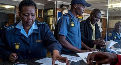 Cảnh sát Nam Phi gia tăng tỷ lệ sĩ quan người da màu