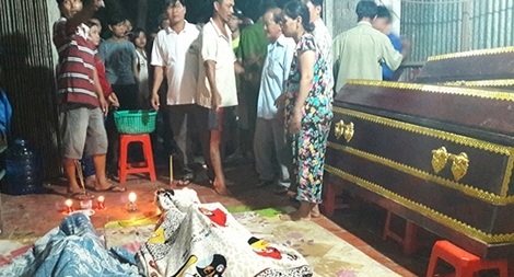 Hai anh em ruột đi tắm sông bị chết đuối