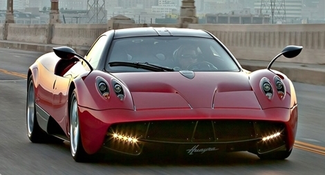 "Thần gió" Pagani Huayra chưa kịp về Việt Nam đã bị triệu hồi