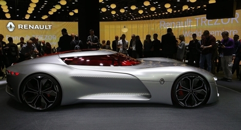 Ấn tượng với Renault Trezor Concept tại triển lãm Paris 2016